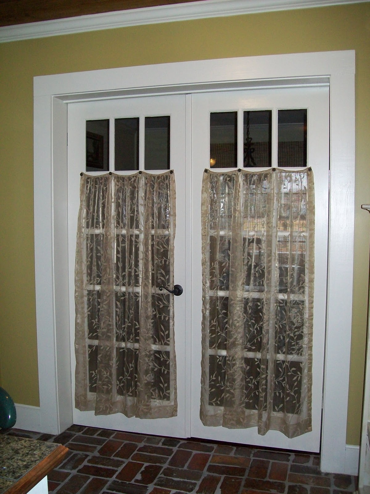 Cottage Hill French Door Dress Up