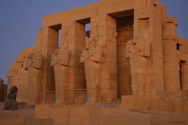 [Ramessem.JPG]