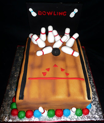 Birthday Cake  on Com  Birthday Cake Bowling Theme Chelsea Piers New York City