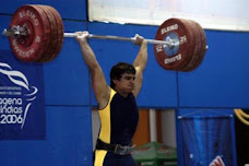 Oscar Figueroa en el Mundial de Pesas