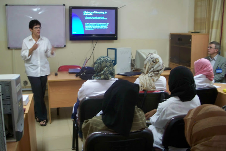 Vera and Martin teaching students at the hospital