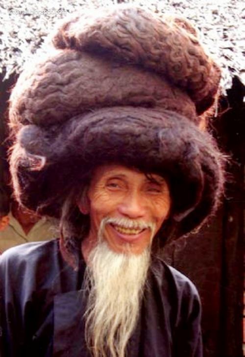 "The man with the Longest Hair in Vietnam - Amazing Photos... Amazing+Hairy+man+%289%29
