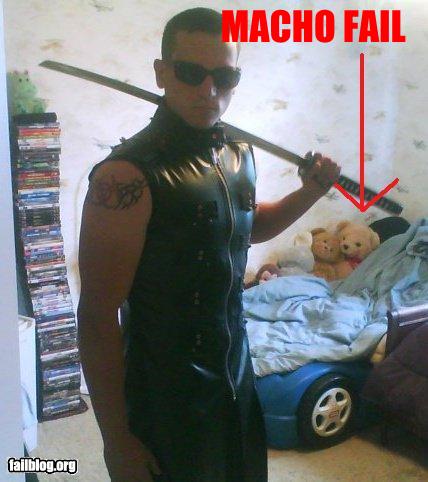 [Image: epic-fail-macho-fail.jpg]
