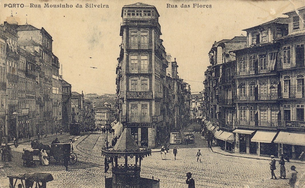 Ruas+Mousinho+da+Silveira+e+das+Flores%252C+cerca+de+1900.+Imagens+de+uma+imensa+beleza%252C+do+nosso+antigo+Porto..jpg
