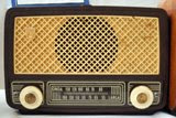 Una travesía cibernética por todos los rincones de la radio