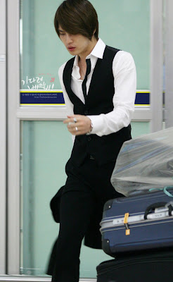 [Pic][23.06.10] Jaejoong at Gimpo airport Hot+%284%29