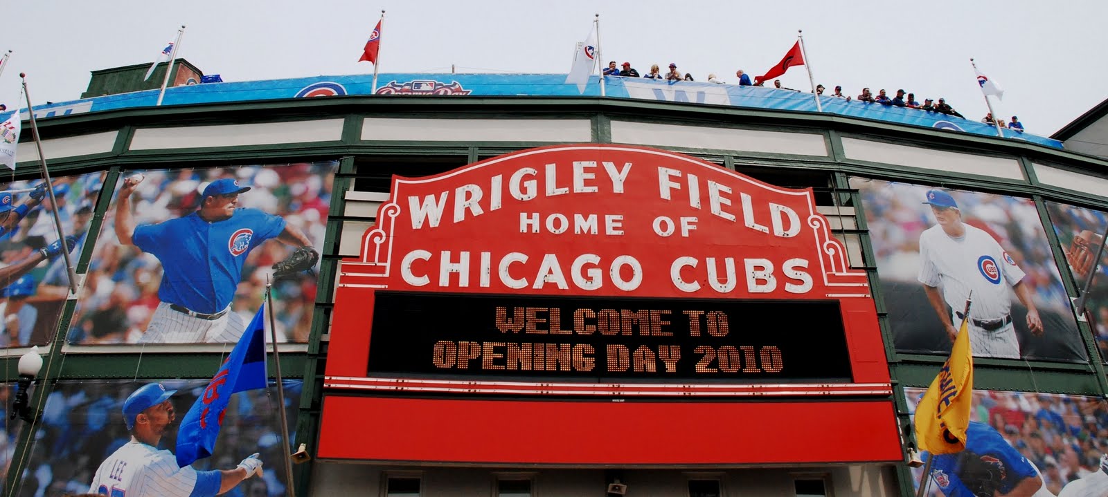 CupCakes and CrabLegs Opening Day At The New Wrigley Field!