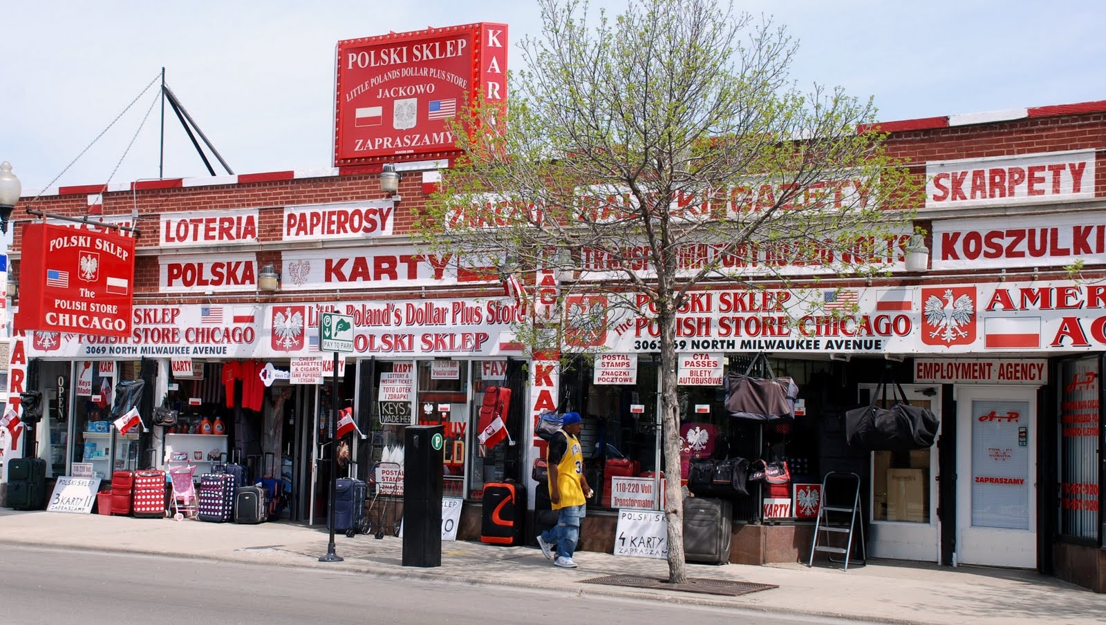 CupCakes and CrabLegs Milwaukee Avenue Chicago Polish... and then some.
