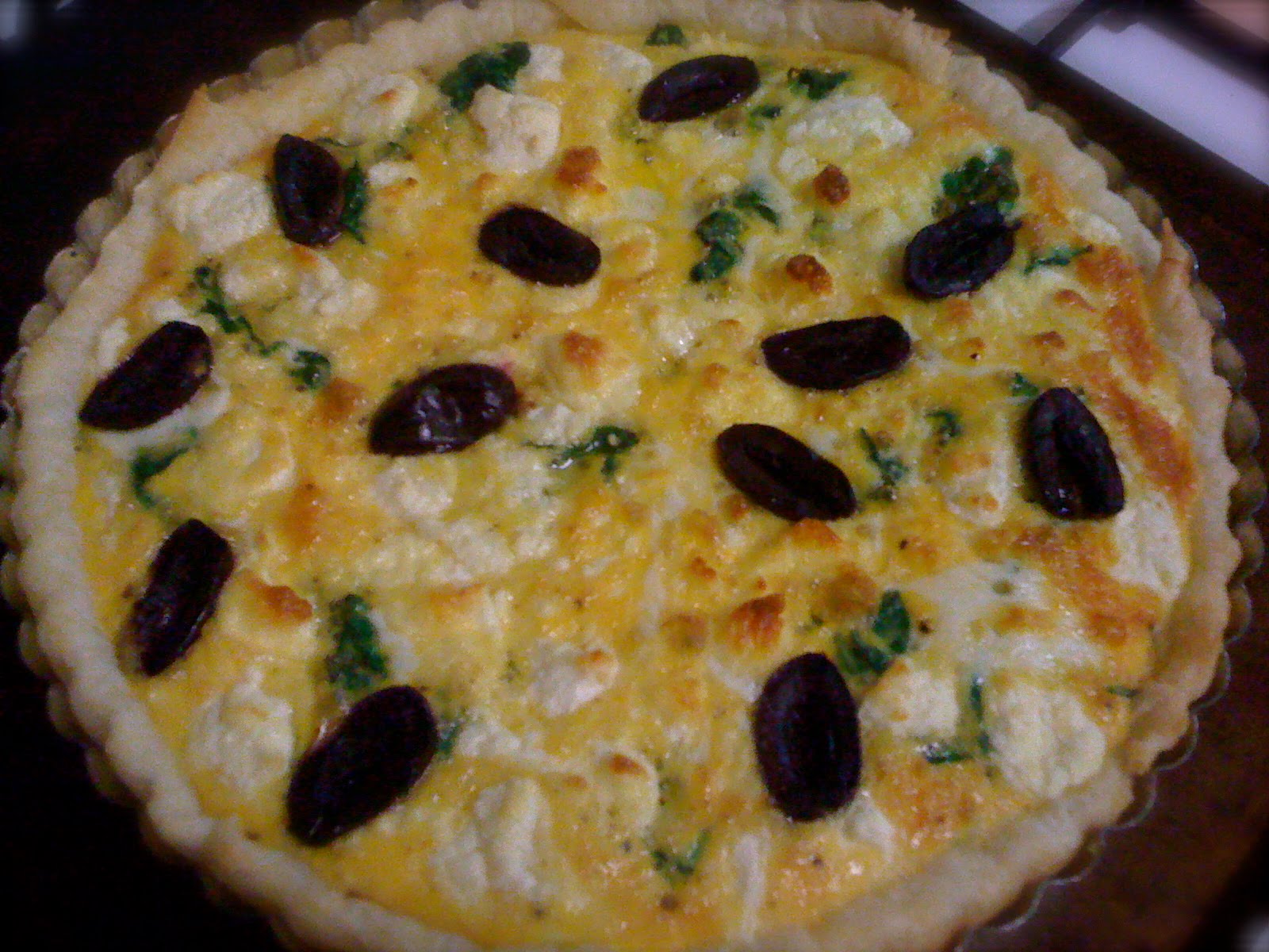 dillpickle unfinished Feta, spinach and olive tart