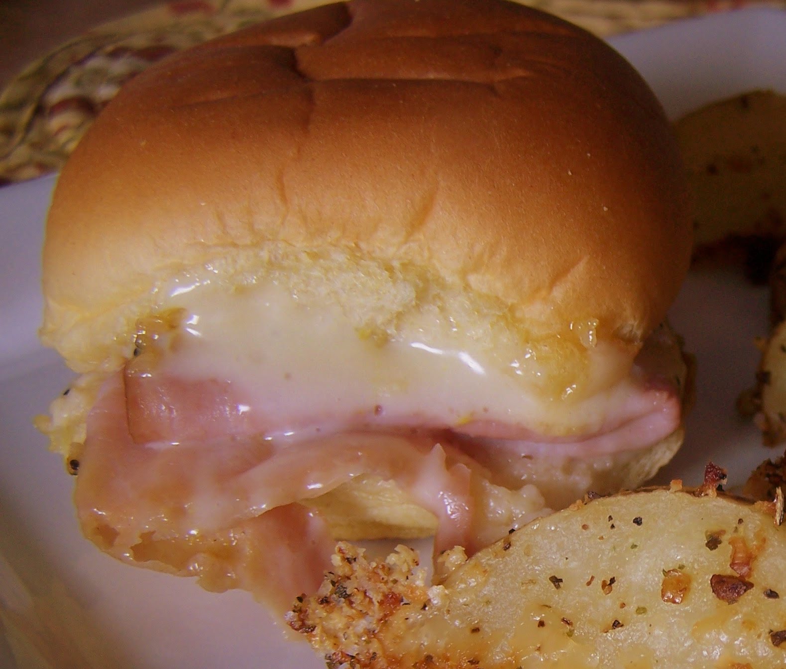 TheKitchenCookie Baked Ham and Cheese Sandwiches