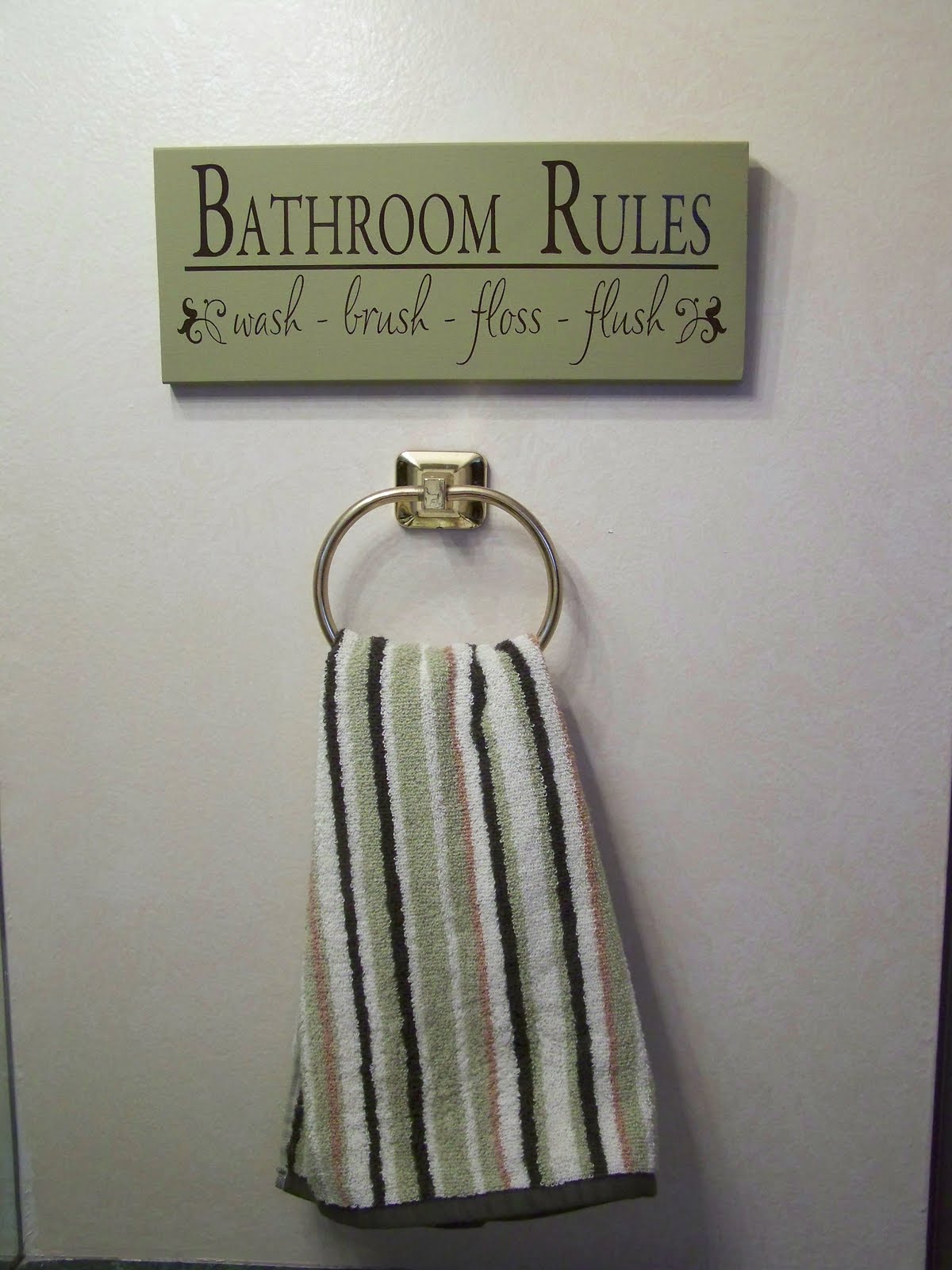 Heartfelt Wall Hangings Bathroom Collection