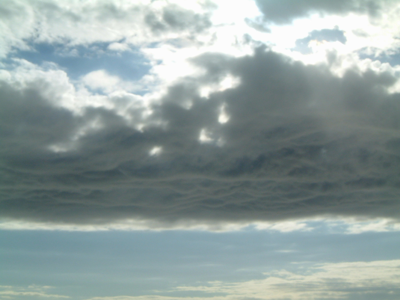 [Electric+clouds.JPG]