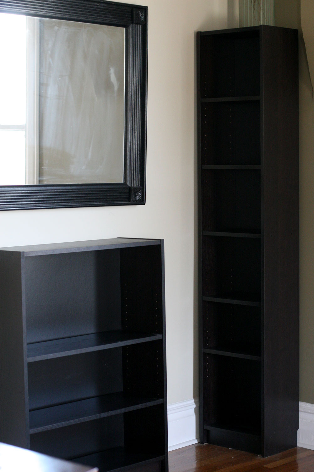 [blackbookshelf2.jpg]