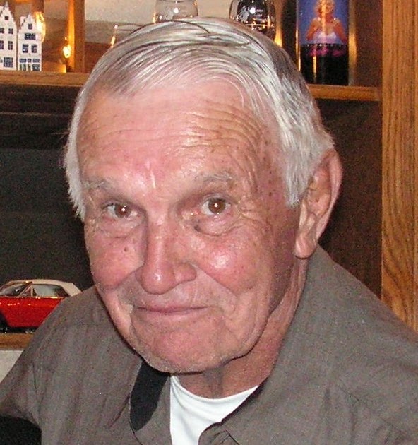 In Loving Memory of Tom Henderson Tom Henderson 1930 2009