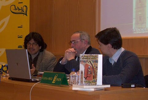 HABLANDO DE LIBROS EN LA CASA DEL LIBRO