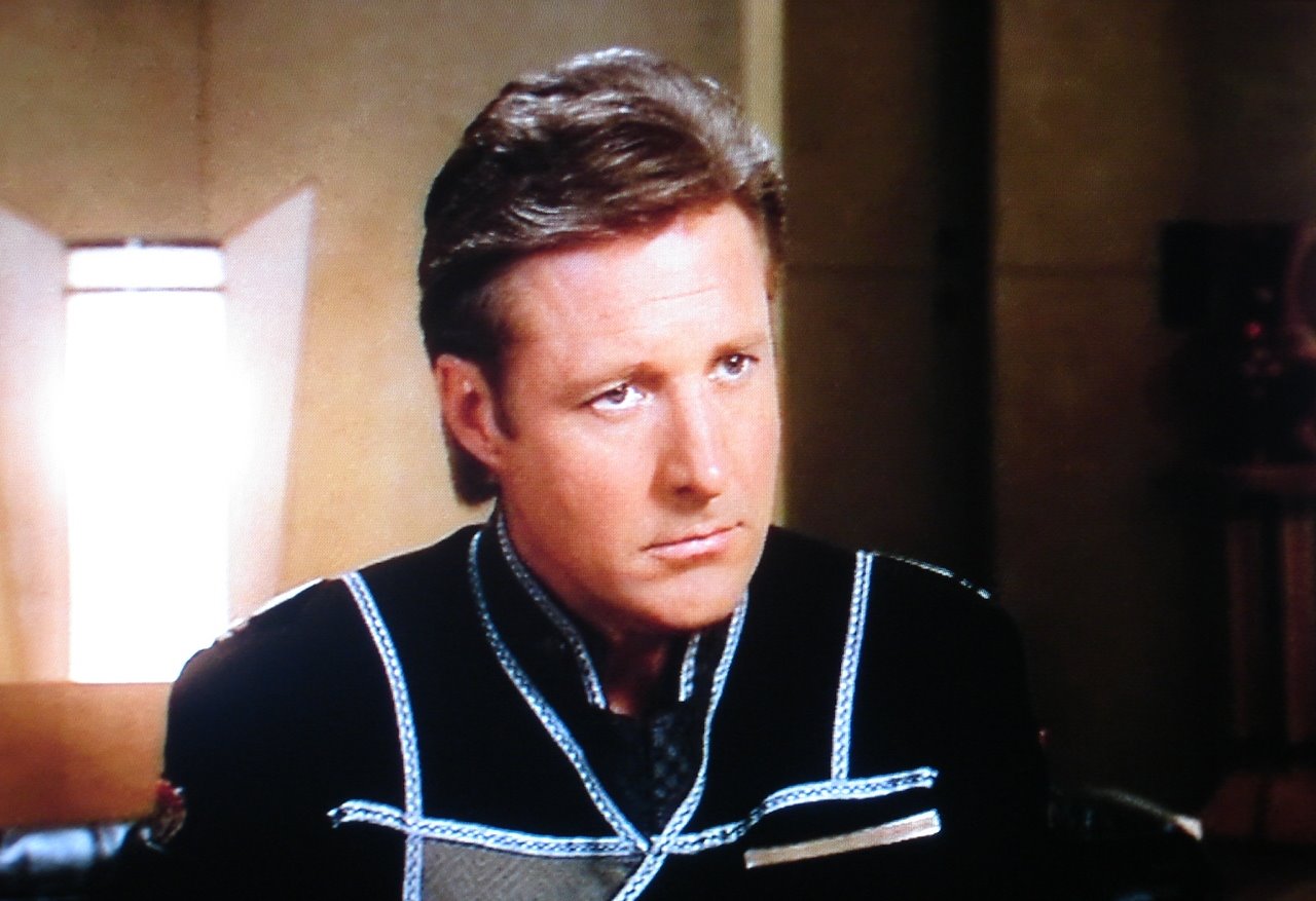 [distrust+from+sheridan.JPG]