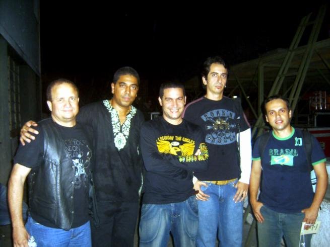 ABERTURA DO SHOW DO JOTA QUEST!!