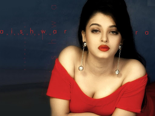 Aishwarya Rai boobs expose Free Wallpapers Aishwarya Rai boobs expose