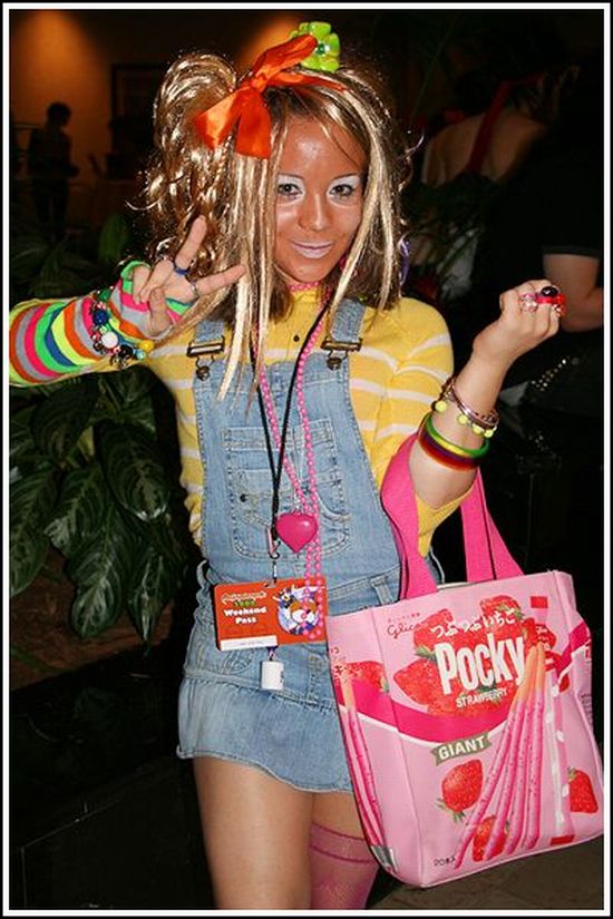 [Ganguro_Babes_08.jpg]