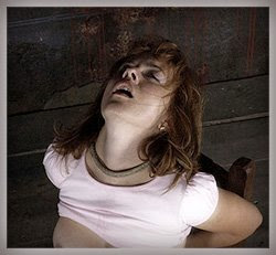 submissive slave Natalia torture