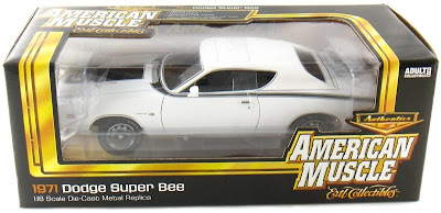 Auto World 929 1971 Dodge Super Bee White
