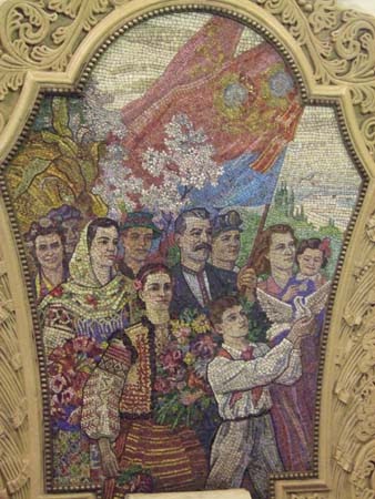 [Moscow%20metro%20art%2001.jpg]