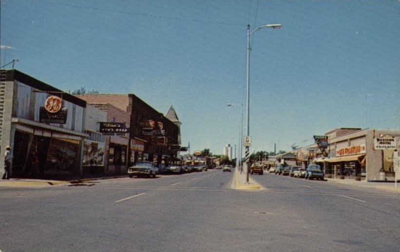 Wyoming Family Lovell, Wyoming Early Years