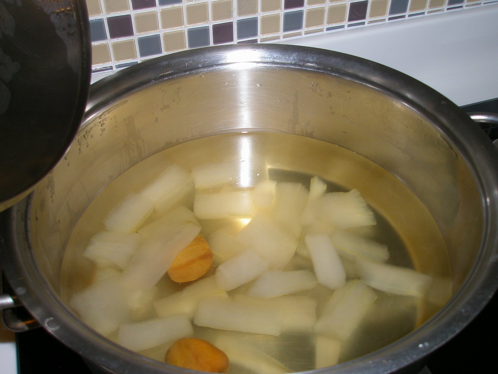 [Salmon,+aloevera,+aly]