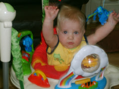 Luke praising Jesus