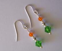 SS Light & Green Earrings $20.00