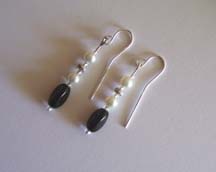 SS Black Glass & White Pearl Earrings $20.00