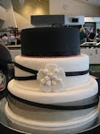 3 tier wedding cake