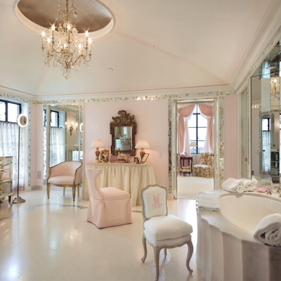 It's everything I see...Every part of mee.. Stunning+pink+bathroom