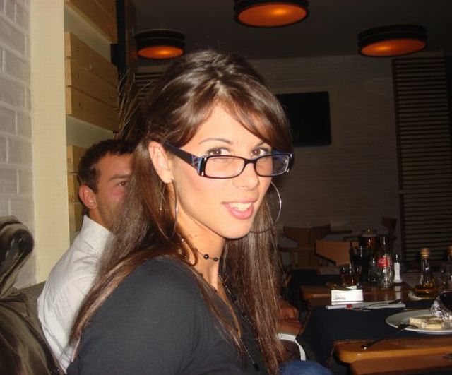 tsvetana_pironkova_with_glasses.jpg