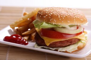 [cheeseburger.jpg]