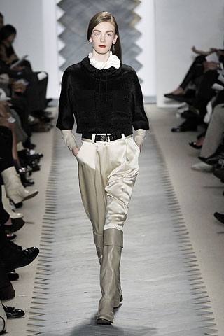 [philliplim00360m.jpg]