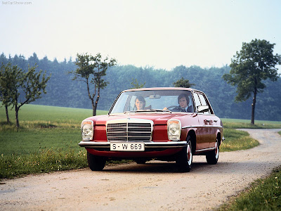 1972 Mercedes 230 W114015 but fitted with 
