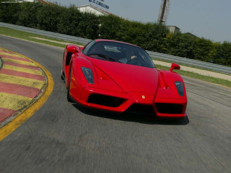 [Ferrari-Enzo_2002_800x600_wallpaper_08.jpg]