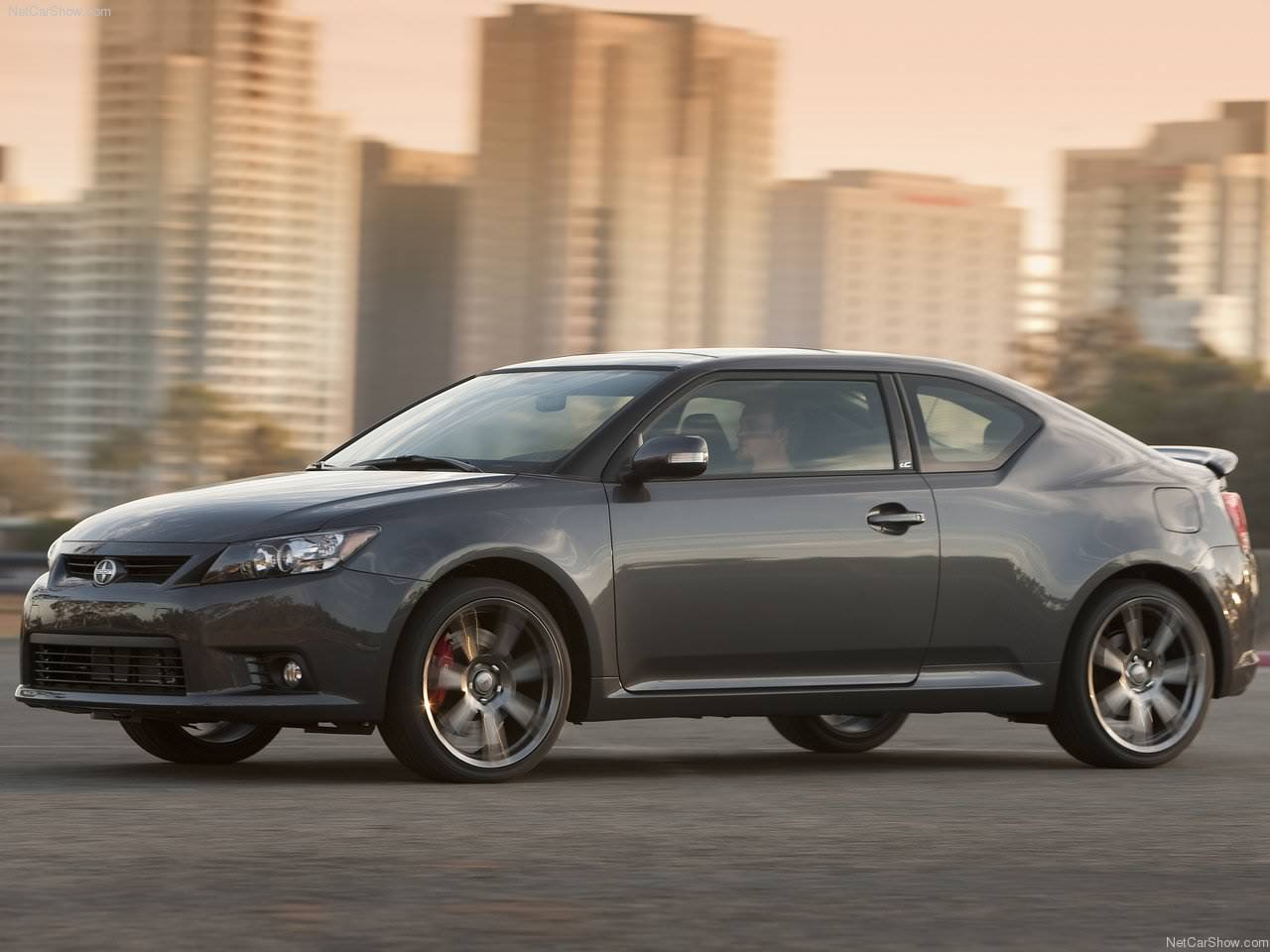 http://2.bp.blogspot.com/_lsyt_wQ2awY/TFxXoBqL7TI/AAAAAAACBo8/_qw2VU8a8PM/s1600/Scion-tC_2011_1280x960_wallpaper_04.jpg