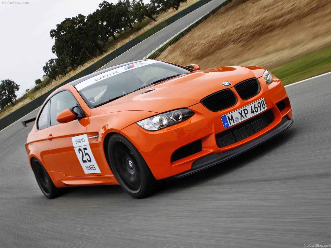 http://2.bp.blogspot.com/_lsyt_wQ2awY/THNtI0i9joI/AAAAAAACEaE/-OzdTfIn2PY/s1600/BMW-M3_GTS_2011_1280x960_wallpaper_07.jpg