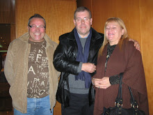 Mis padres con Tomas Guasch el mitico periodista del rondo .