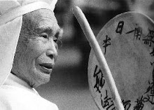 NICHIDATSU FUJI JAPANESE MONK WHO WALKED FOR 80 YEARS UNTIL HIS LEGS GAVE OUT.