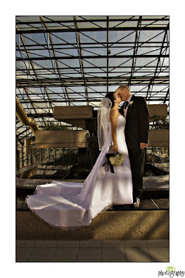 Shaw conference centre - wedding photograph