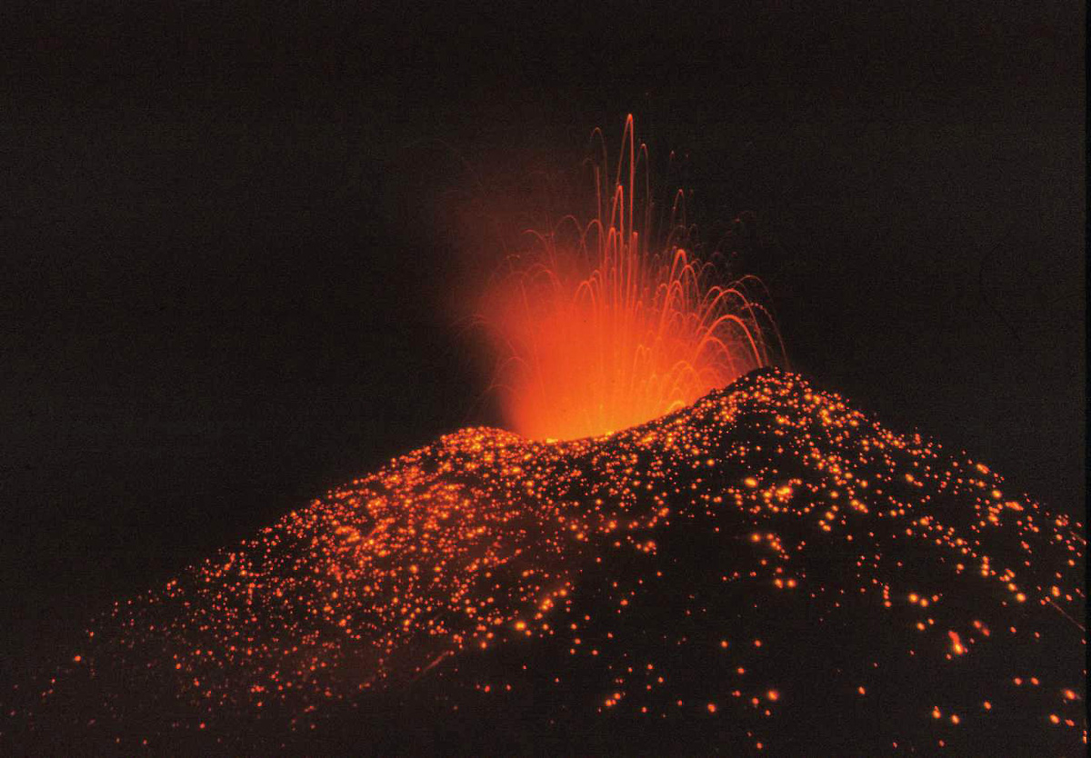 Pacaya Guatemala s erupción del volcán hace que los viajes turísticos a ser canceladas Pacaya Guatemala s erupción del volcán hace que los viajes turísticos a ser canceladas