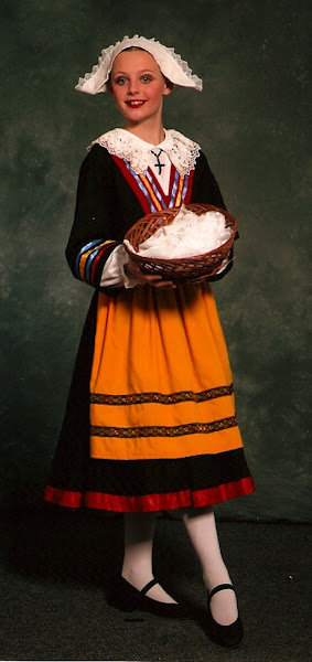 National costume Breton TL 2009