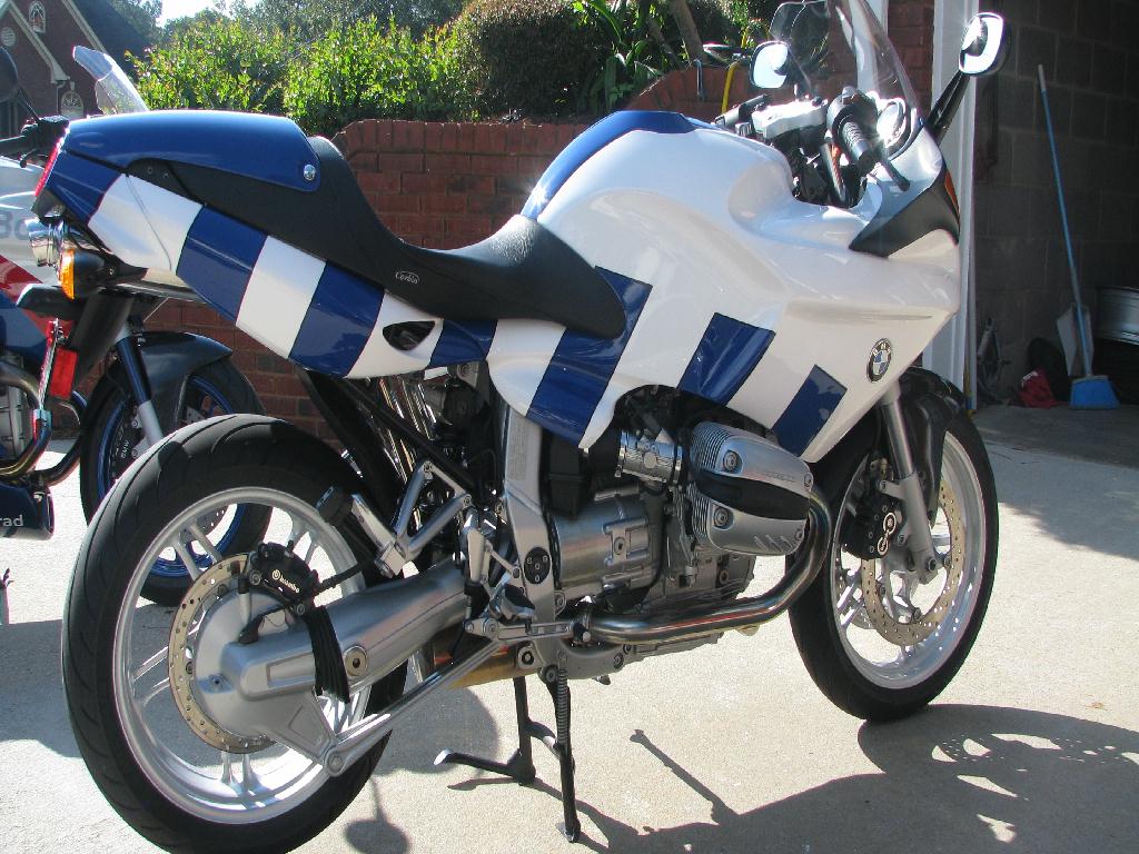[BMW2.jpg]