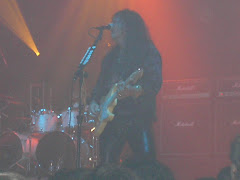 Yngwie Malmsteen tocando para nós