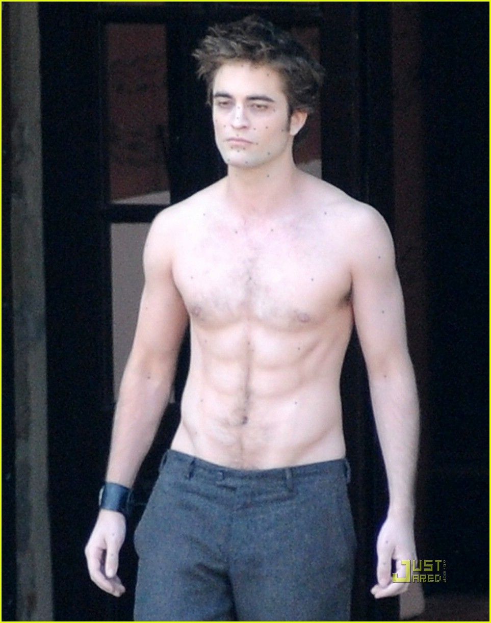edward+shirtless.jpg