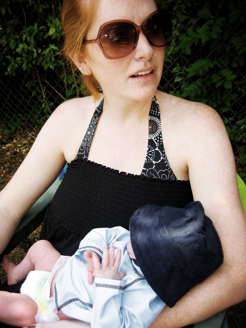 [Momma&CaydenPoolside.jpg]