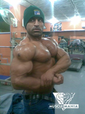 Atif Anwar Bodybuilder